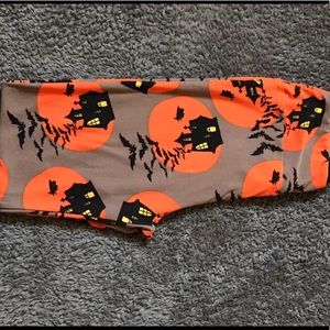 Haunted house one size Lula Roe Leggings